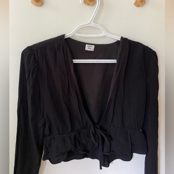 Sunday Best Front Tie Top - Picture 3 of 5